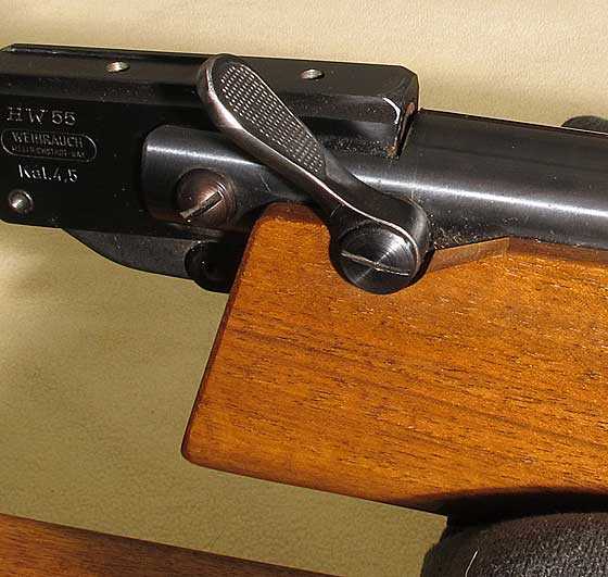 07-08-11-05-HW-55CM-spring-air-rifle-barrel-lock-open