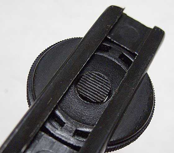07-29-11-02-Diana-model-60-recoilless-breakbarrel-target-air-rifle-rear-sight-locking-grooves