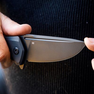 Oversized Blade