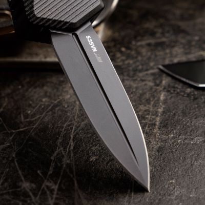 BLADE MATERIAL