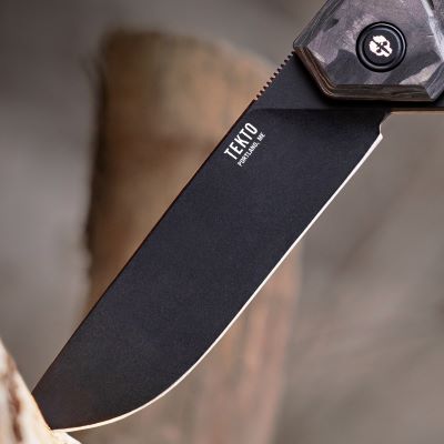 UNIQUE BLADE