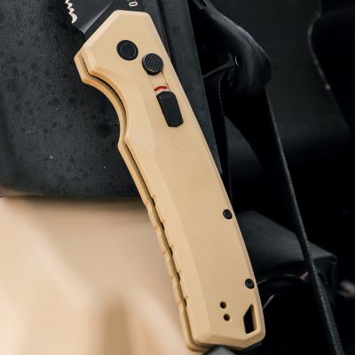 CONTOURED HANDLE