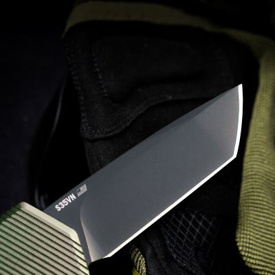 BLADE MATERIAL